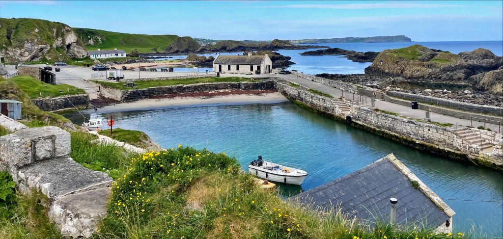 ballintoy-harbour-giants-causeway